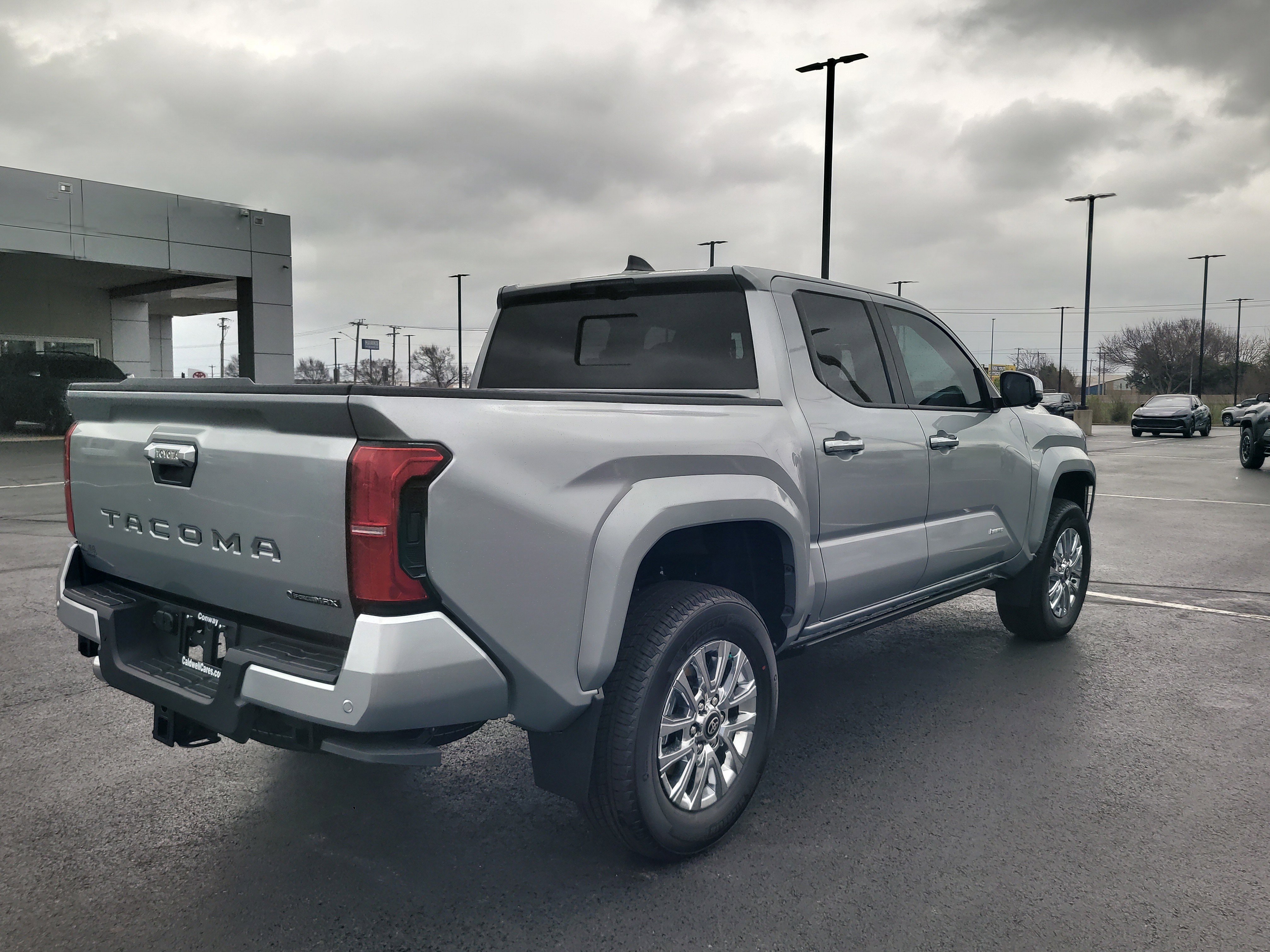 2026 Toyota Tacoma Limited - Photo 5