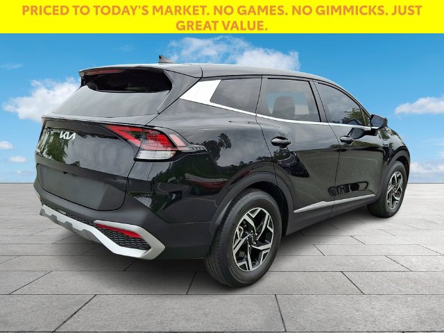 Used 2024 Black Kia LX image 8
