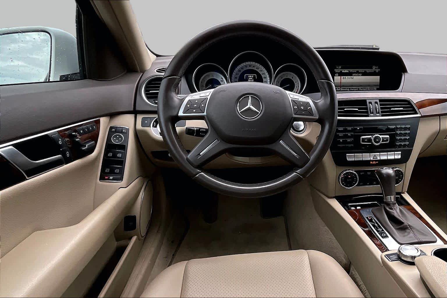 Used 2013 Polar White Mercedes-Benz C 250 Luxury image 5