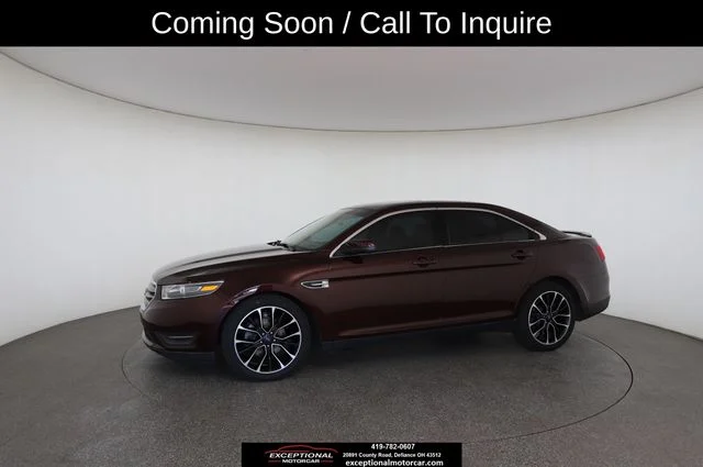 Used 2018 Red Ford SEL image 16