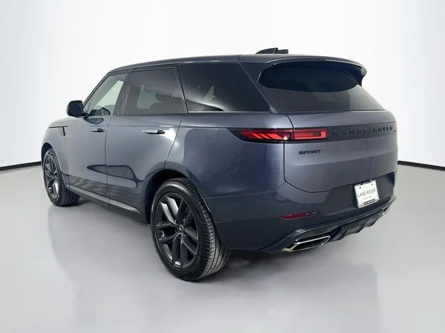 Used 2024 Blue Land Rover SE image 4