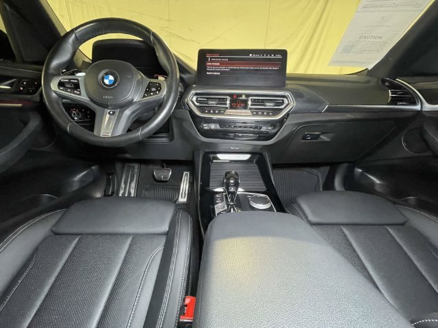 Used 2022 Black BMW xDrive30i image 24
