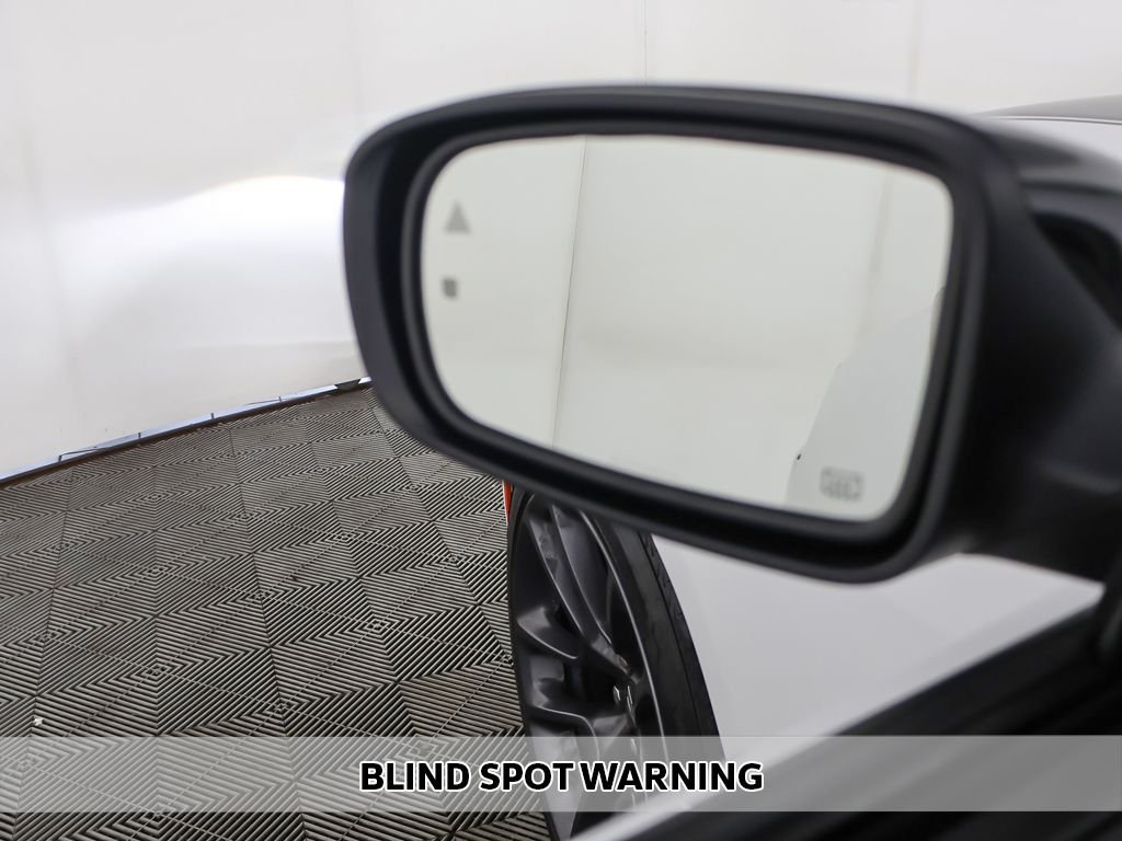 Used 2023 White Dodge R/T Scat Pack image 4