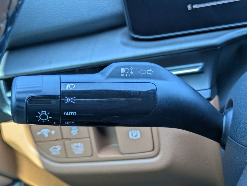 New 2026 Wolf Gray Kia X-Line image 29