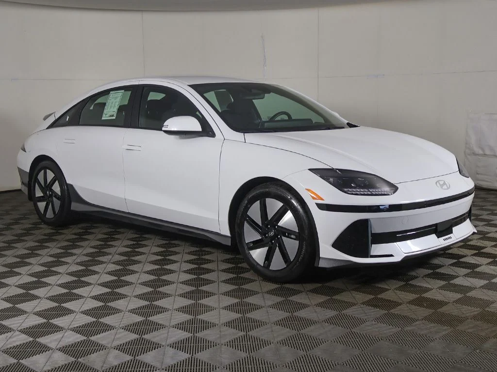 Used 2024 Hyundai IONIQ 6 SE with VIN KMHM24AA4RA072641 for sale in Bedford, OH