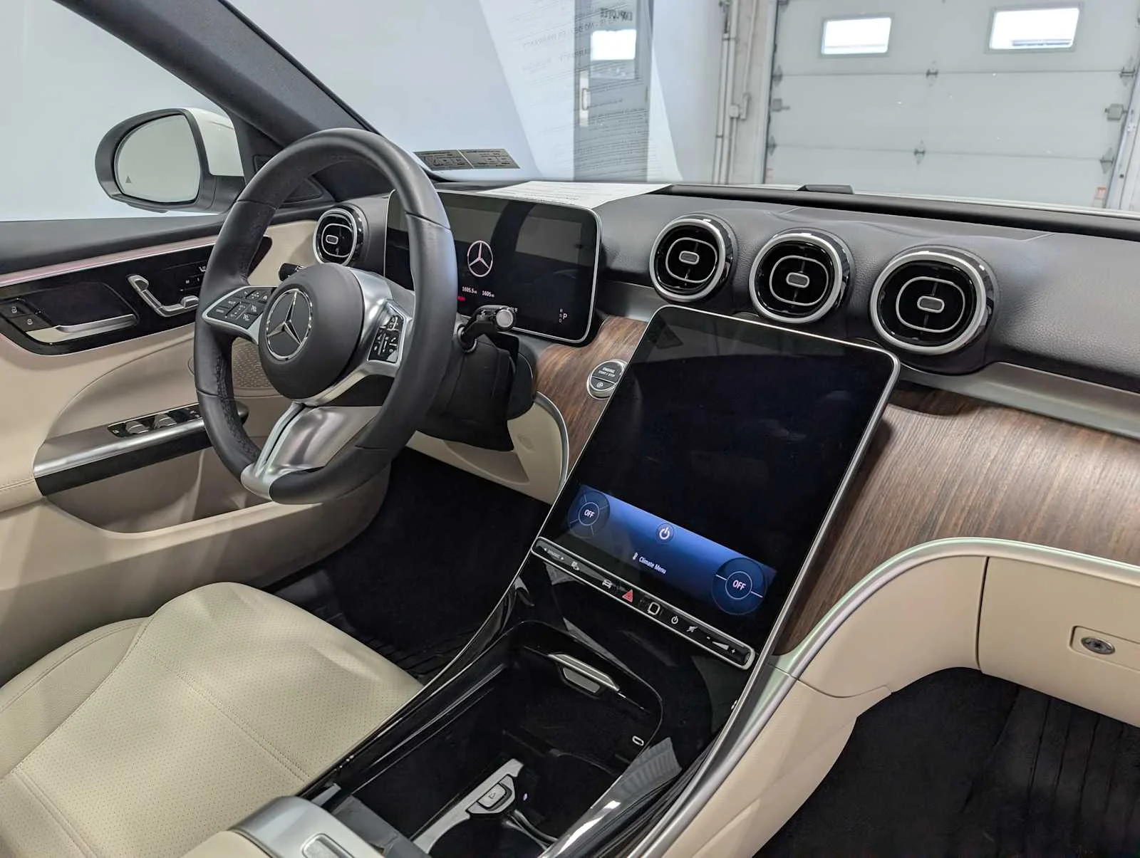 Used 2026 Polar White Mercedes-Benz C 300 image 38