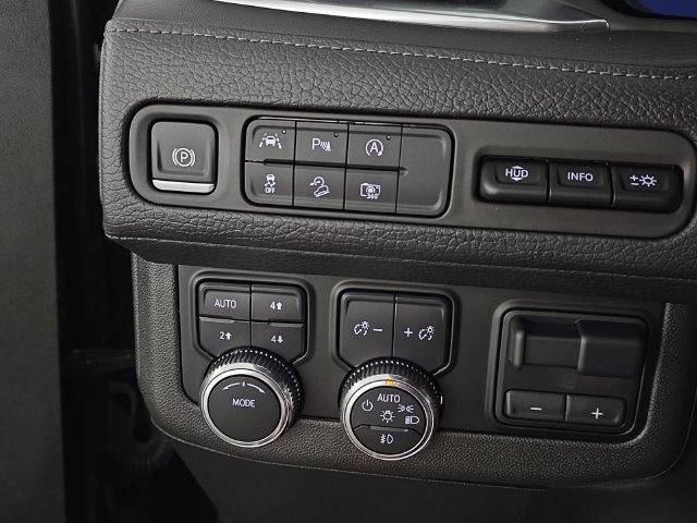 Used 2024 Onyx Black GMC Denali image 23