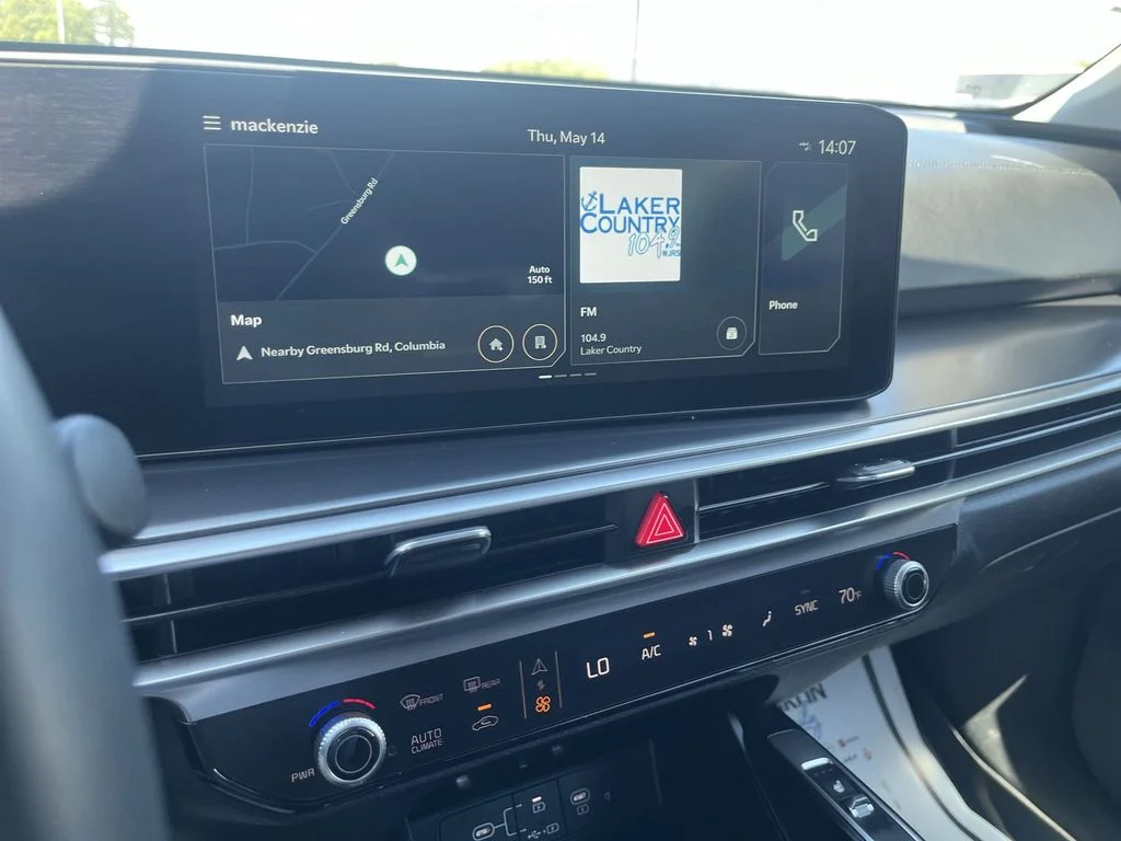 Used 2025 Black Kia EX image 16