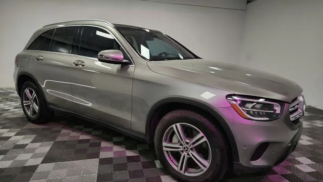 2021 Mercedes-Benz GLC GLC300 - Photo 9