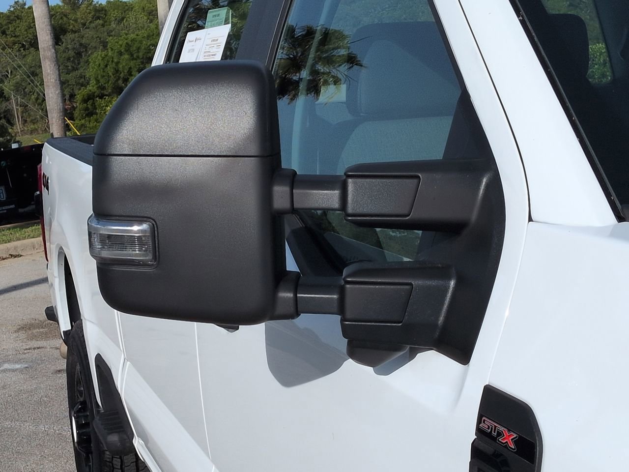 Used 2024 Oxford White Ford XL image 11
