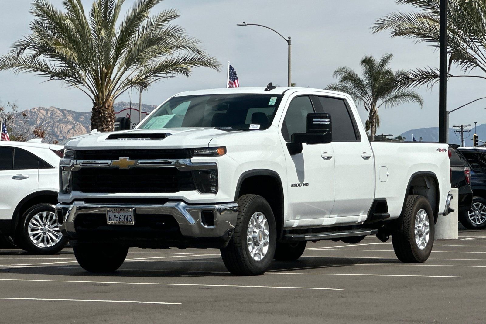 2024 Chevrolet Silverado 3500HD LT - Photo 8