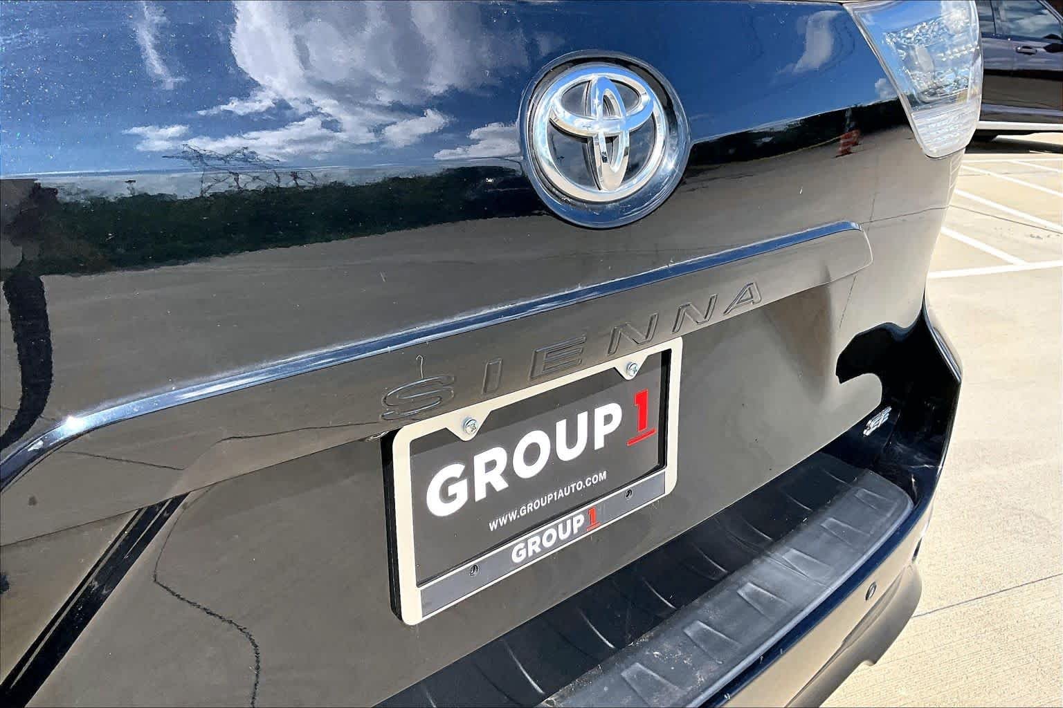 Used 2017 Midnight Black Metallic Toyota SE image 30