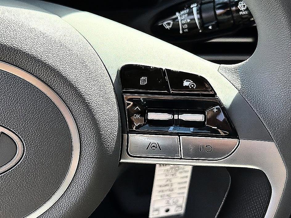 New 2026 Serenity White Hyundai SE image 27