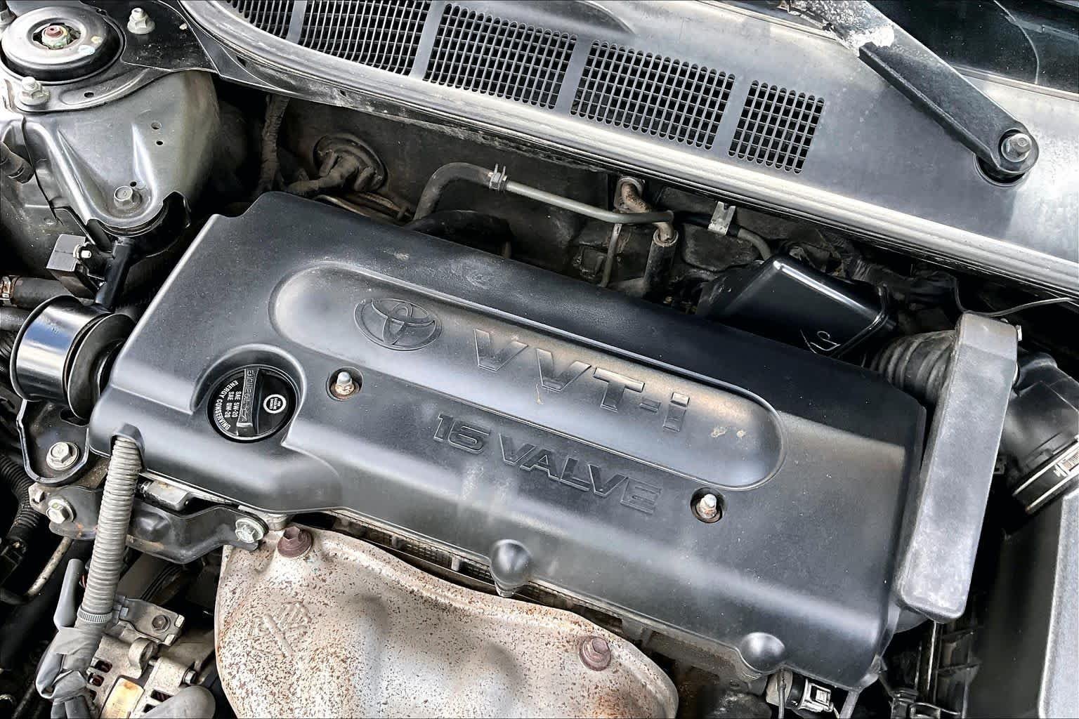 Used 2008 Magnetic Gray Metallic Toyota LE image 31
