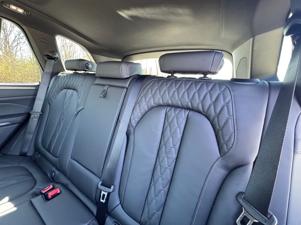 Used 2026 Gray BMW xDrive50e image 23