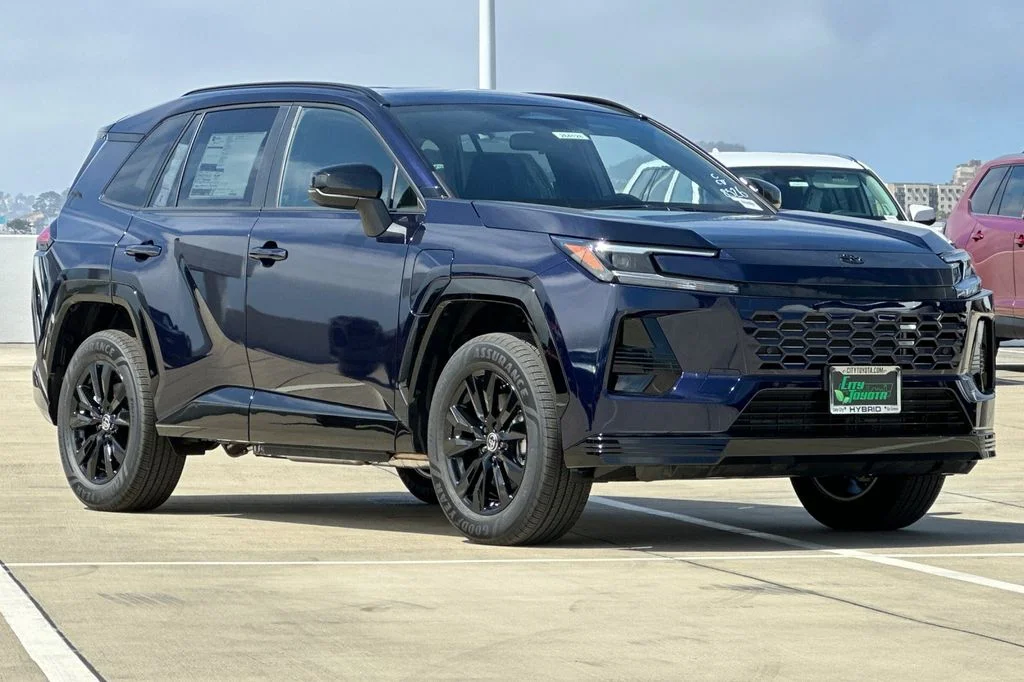 New 2026 Blueprint Toyota  SE image 2