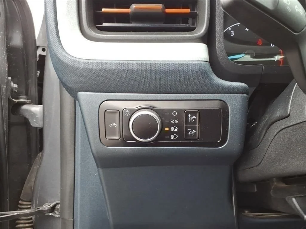 Used 2023 Carbonized Gray Metallic Ford XLT image 18