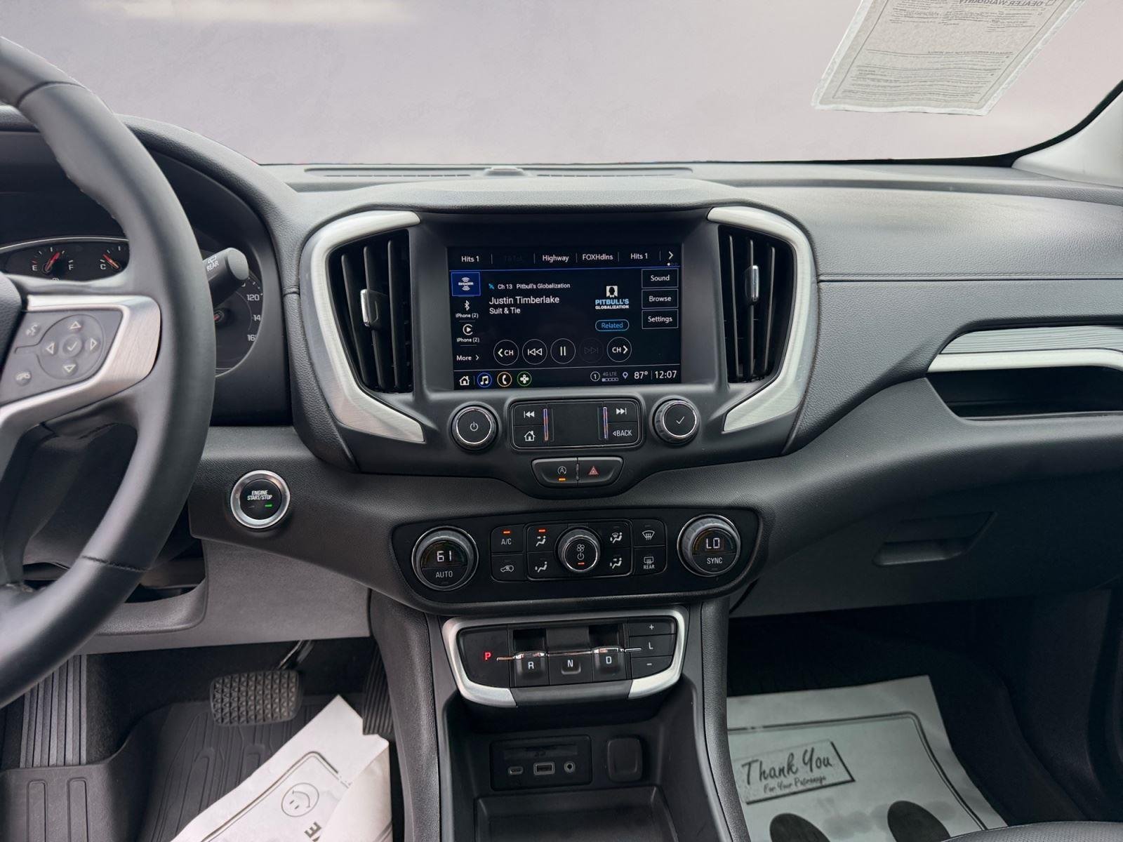 2024 GMC Terrain SLT - Photo 11