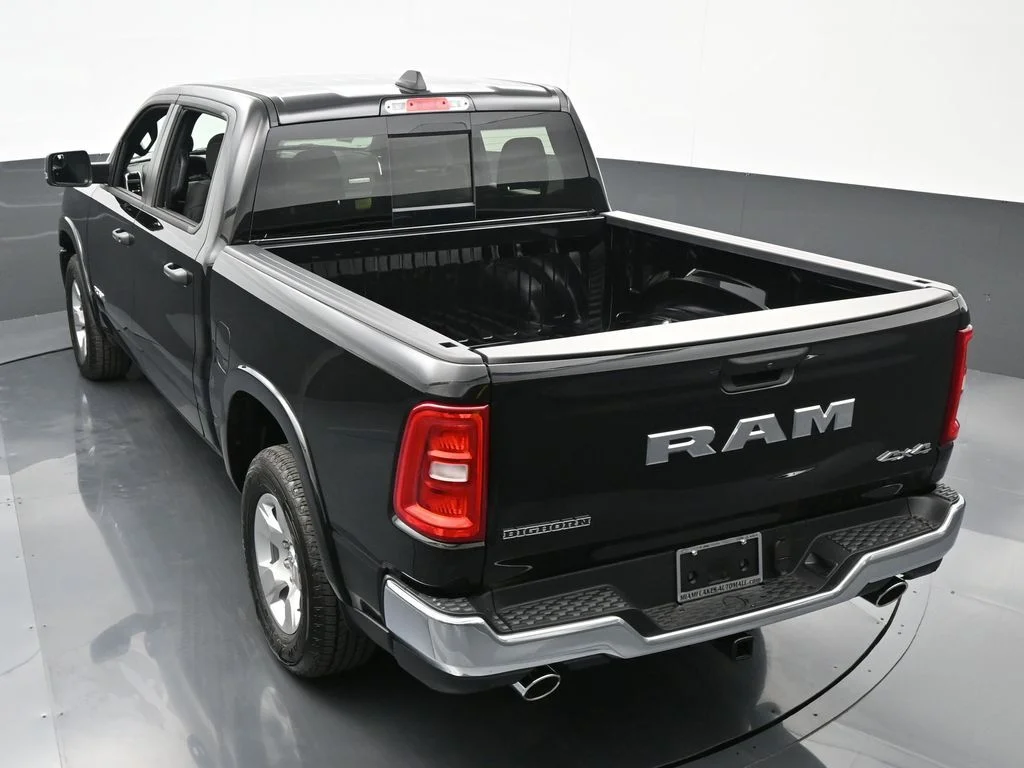 Used 2025 Diamond Black Crystal Pearlcoat Ram Big Horn/Lone Star image 39