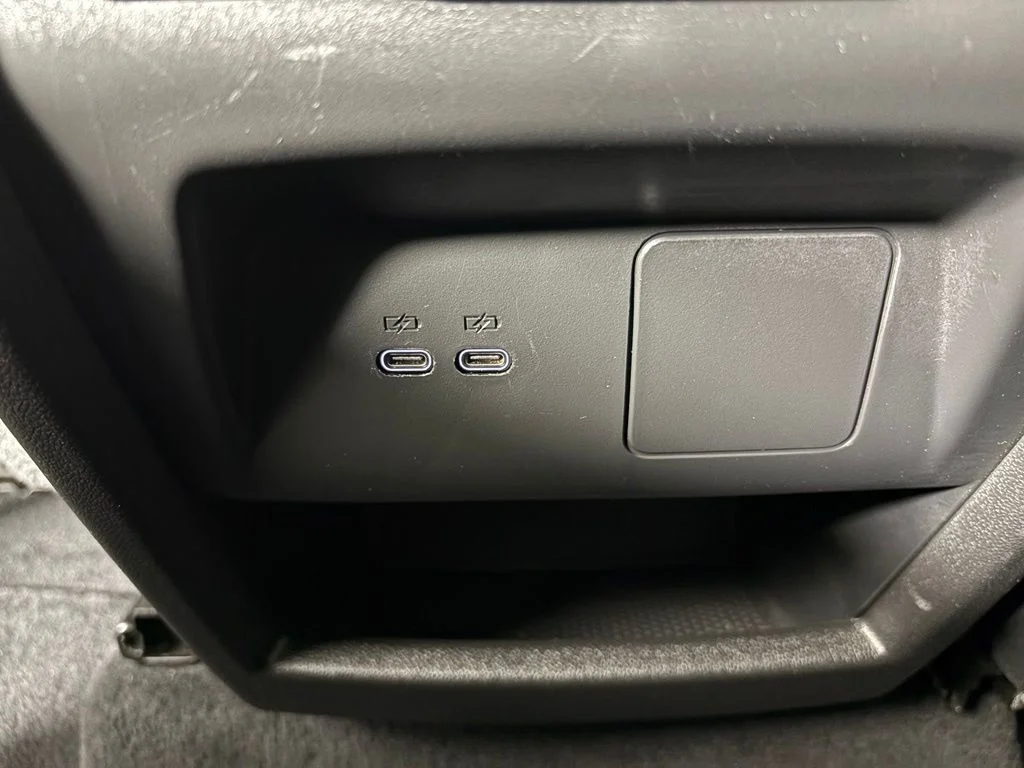 Used 2025 Black Chevrolet Z71 image 34