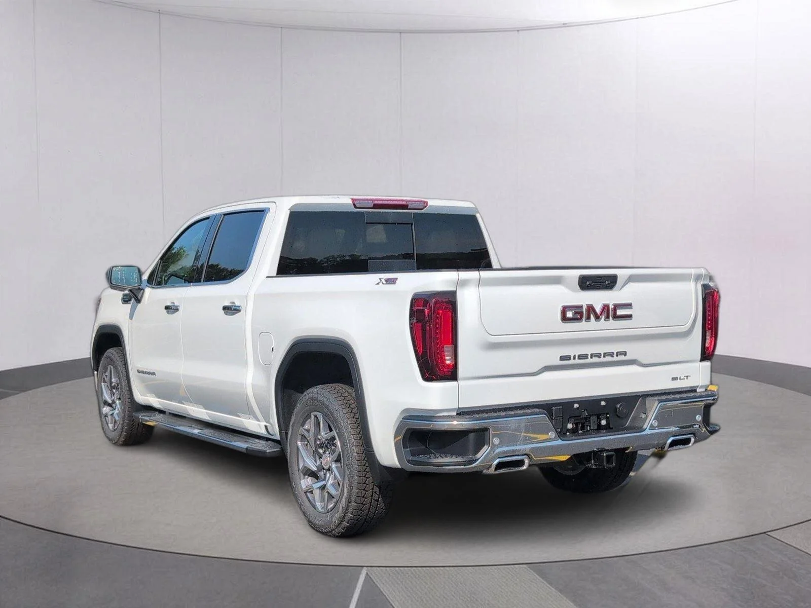 New 2026 Summit White GMC SLT image 3
