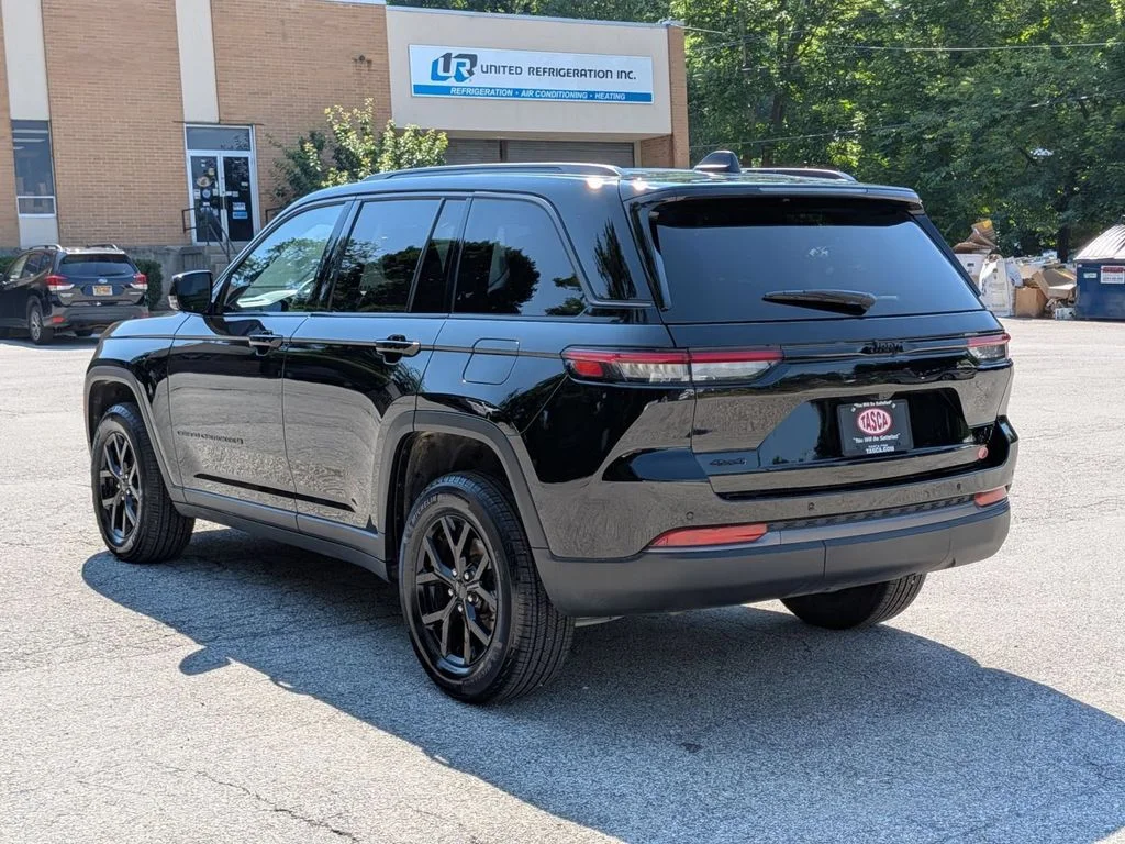 Used 2026 Black Jeep Altitude image 8
