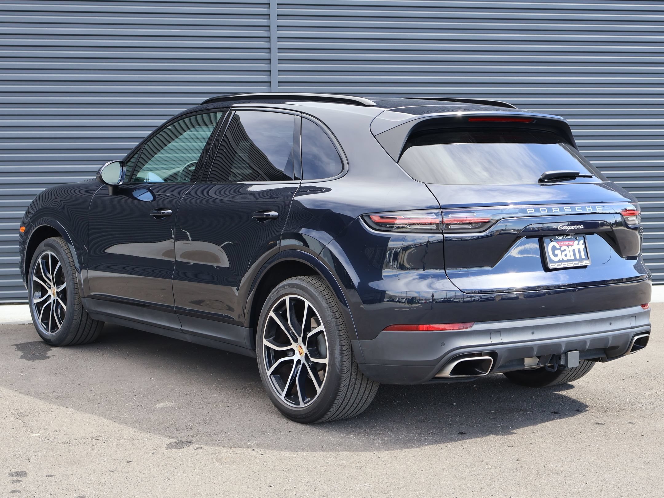 Certified Used 2023 Moonlight Blue Metallic Porsche  image 3