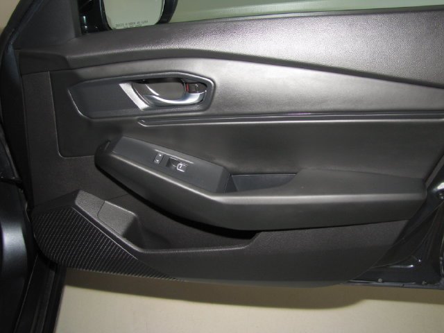 Certified Used 2025 Meteorite Honda SE image 17