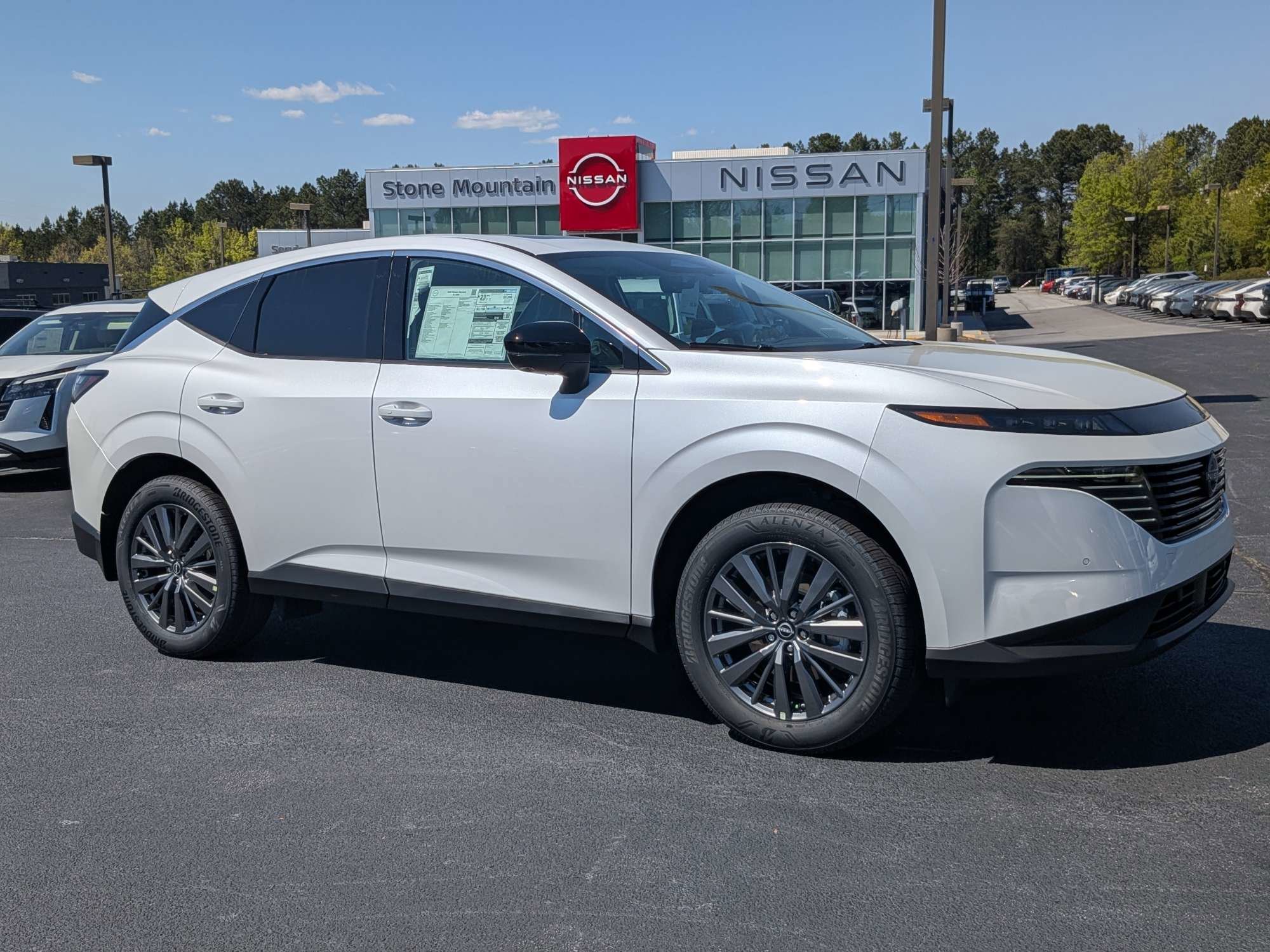 New 2026 White Nissan SL image 1