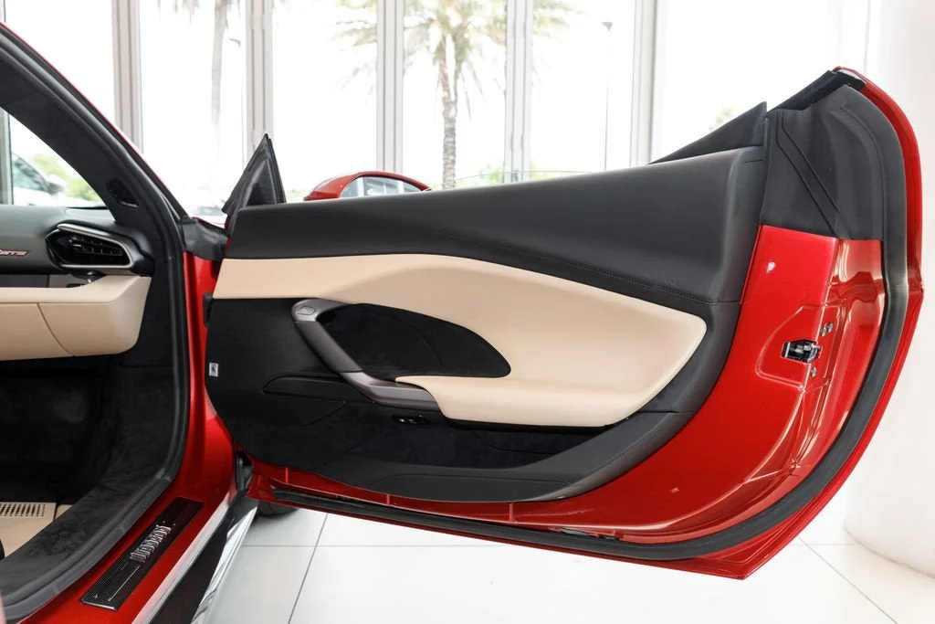 Used 2023 Rosso Imola Ferrari  image 14
