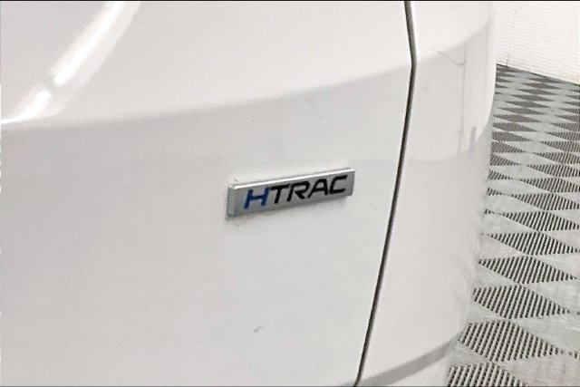 Used 2023 Serenity White Pearl Hyundai SEL image 9