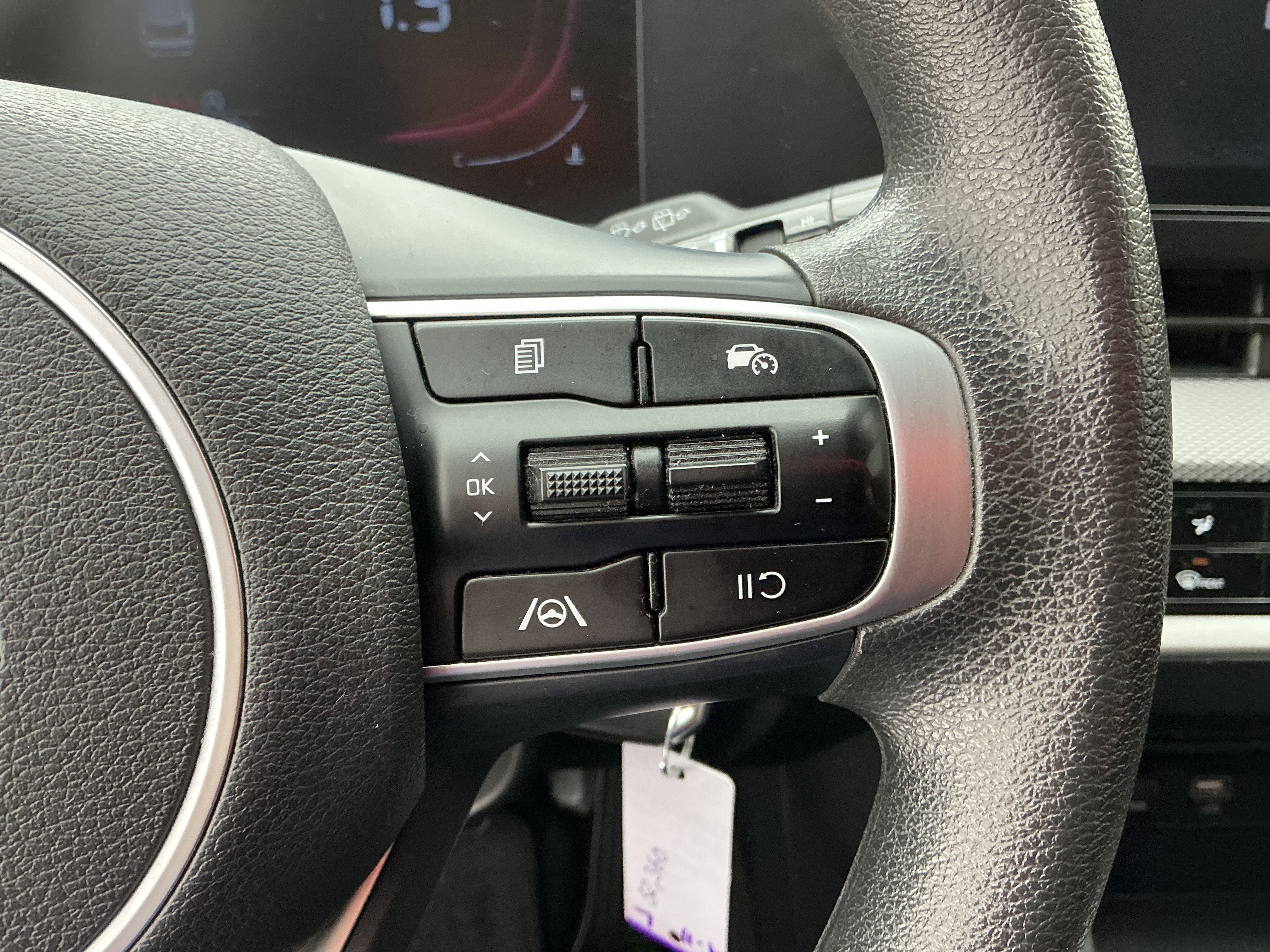 Used 2024 Gravity Gray Kia LX image 9