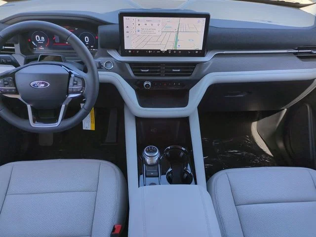 New 2026 Carbonized Gray Metallic Ford Platinum™ image 15