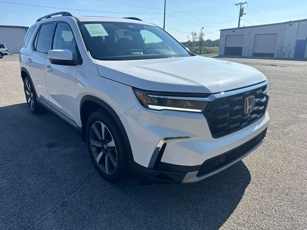Used 2023  Honda Touring image 7