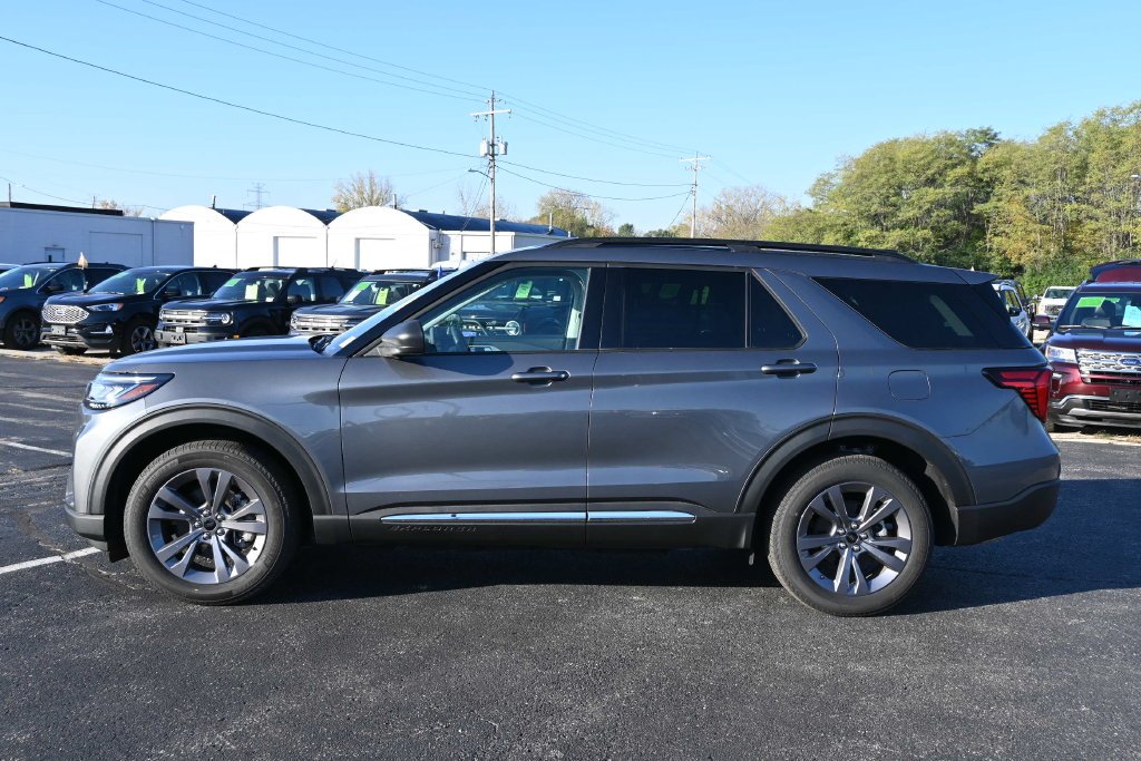 Certified Used 2025 Gray Metallic Ford Active image 4