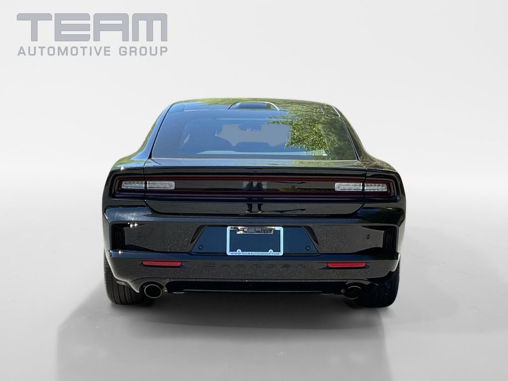 New 2026 Diamond Black Crystal Pearlcoat Dodge R/T image 6