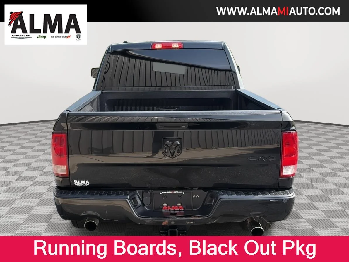 Used 2018 Brilliant Black Crystal Pearl Ram Express image 4