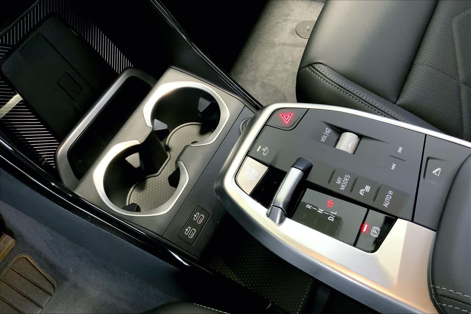 New 2026 Jet Black BMW xDrive28i image 7
