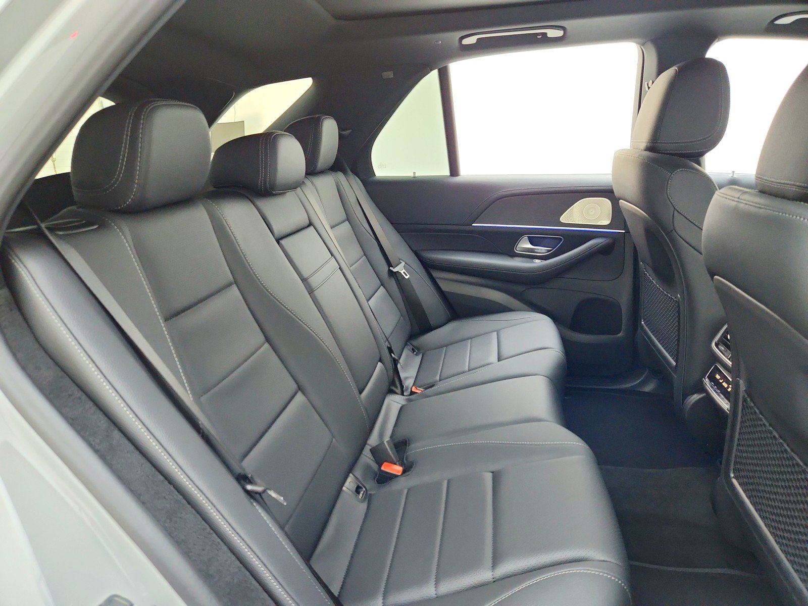 New 2026 MANUFAKTUR Alpine Grey Mercedes-Benz GLE 450 4MATIC® SUV image 21