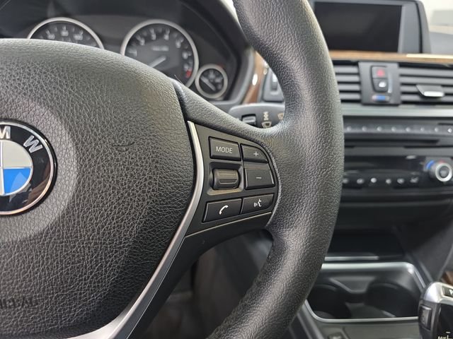 Used 2015 White BMW 328i xDrive image 18