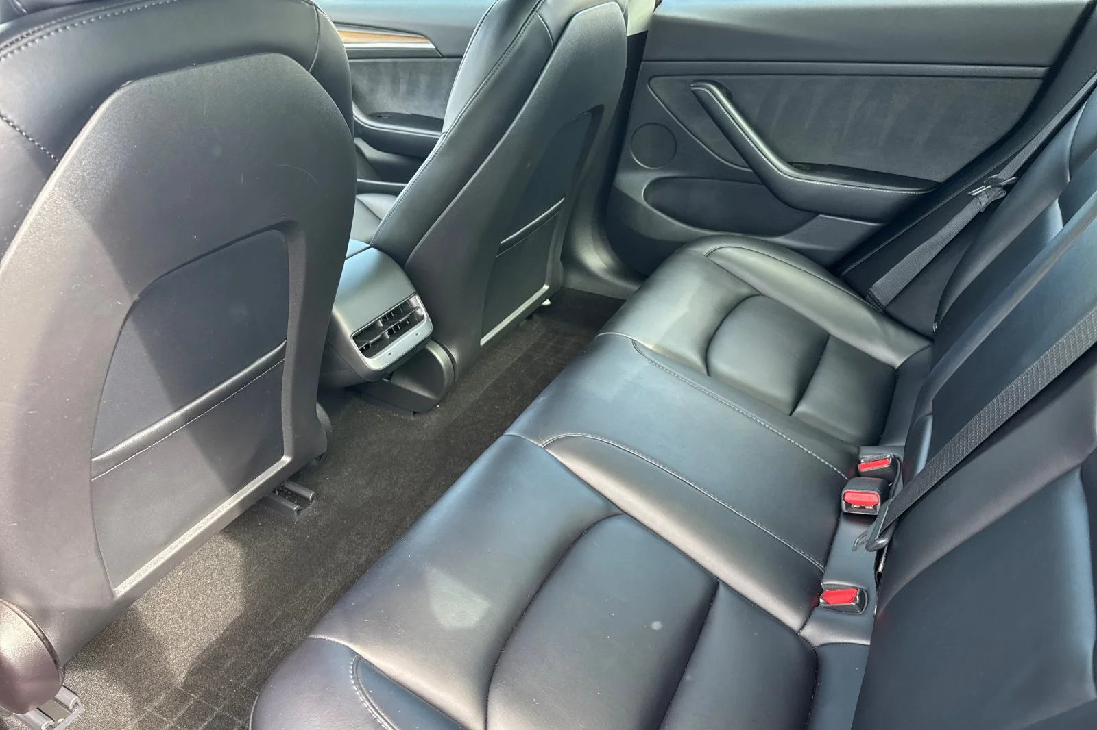 Used 2023 Deep Blue Metallic Tesla Base image 15