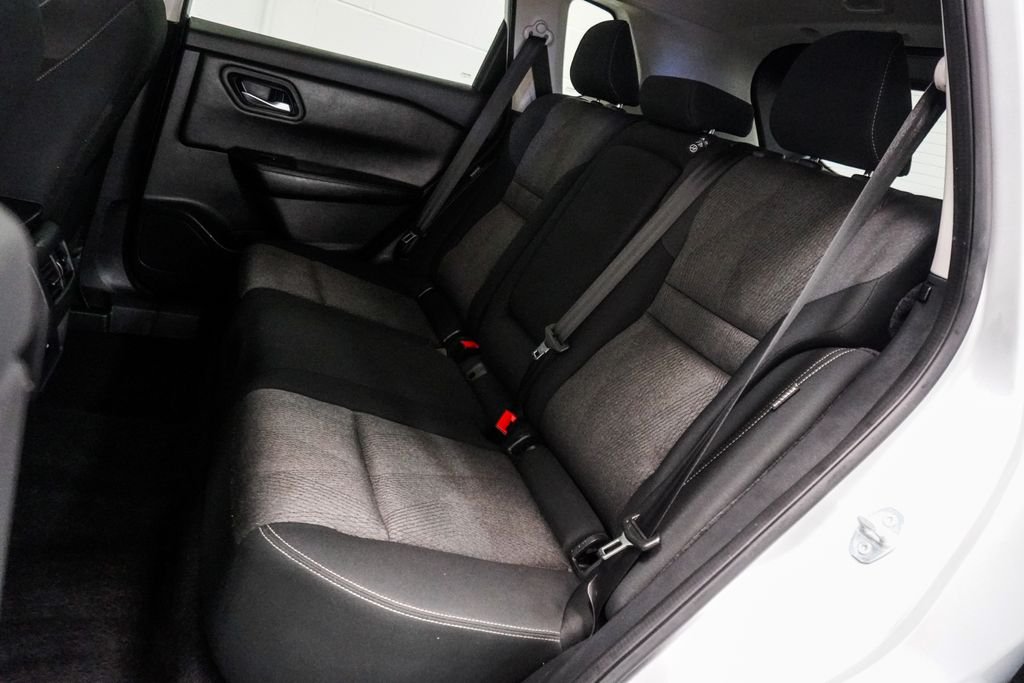 Used 2025 Silver Nissan SV image 8