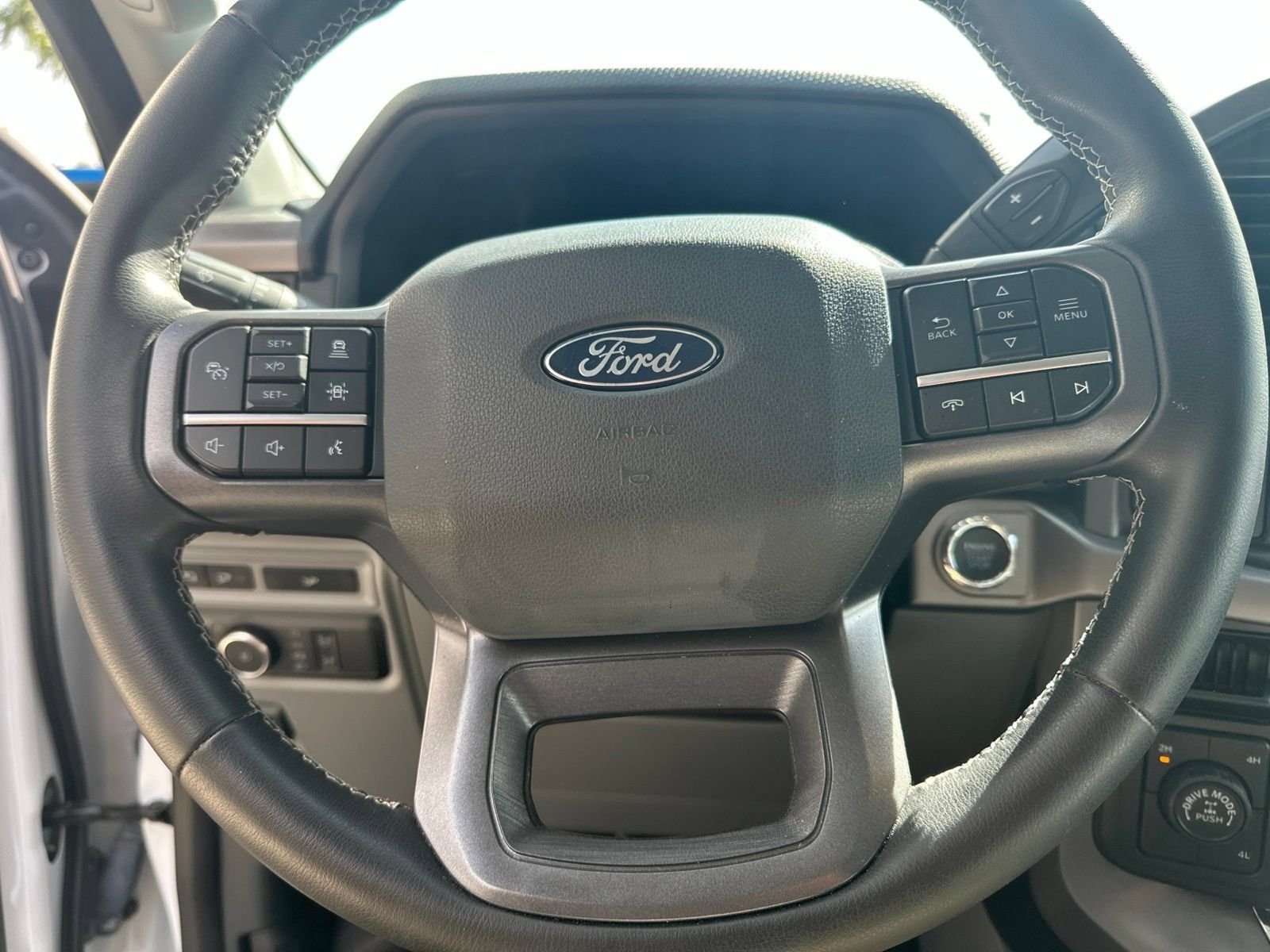 Certified Used 2024 Oxford White Ford XLT image 24