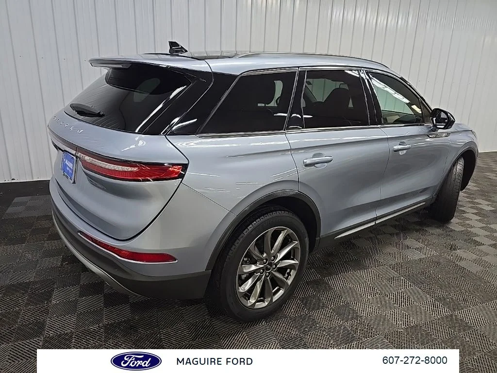 Used 2022 Blue Lincoln Standard image 10
