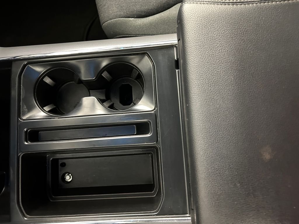 Used 2024 Gray Ford XLT image 23