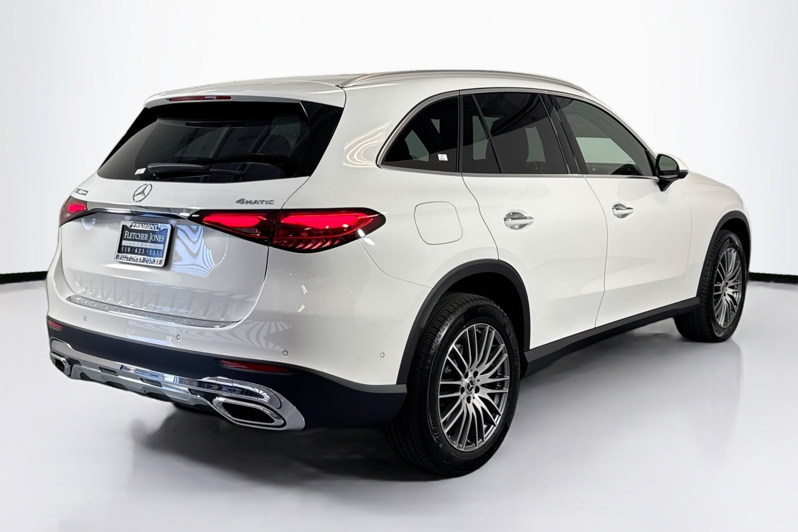 New 2026 Polar White Mercedes-Benz GLC 300 image 5
