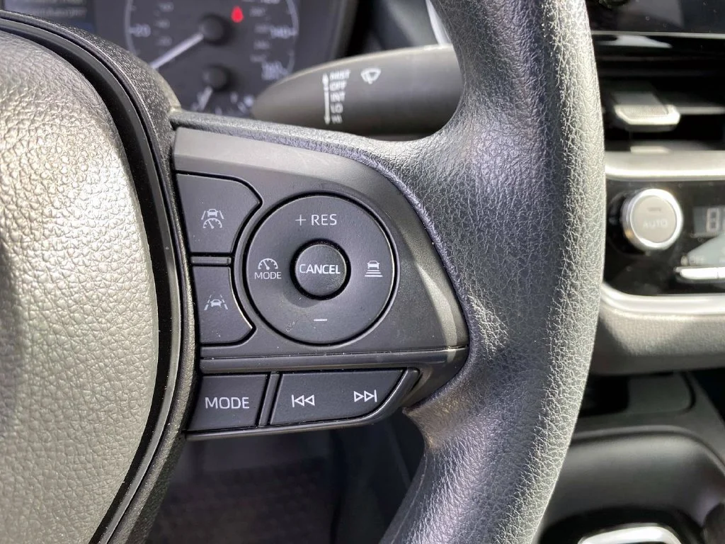 Used 2025 Midnight Black Metallic Toyota LE image 15