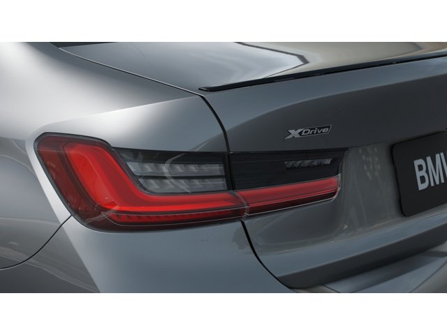 New 2026 Skyscraper Grey Metallic BMW 330i xDrive image 8