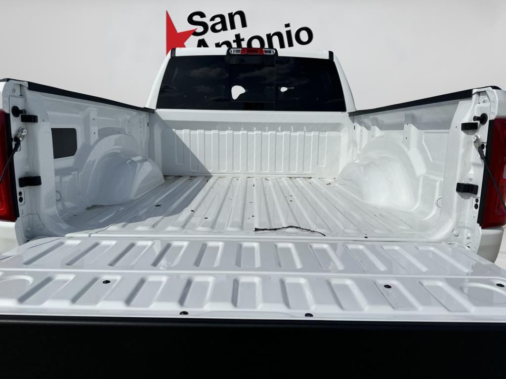 New 2026 Bright White Clear-Coat Exterior Paint RAM Laramie image 24
