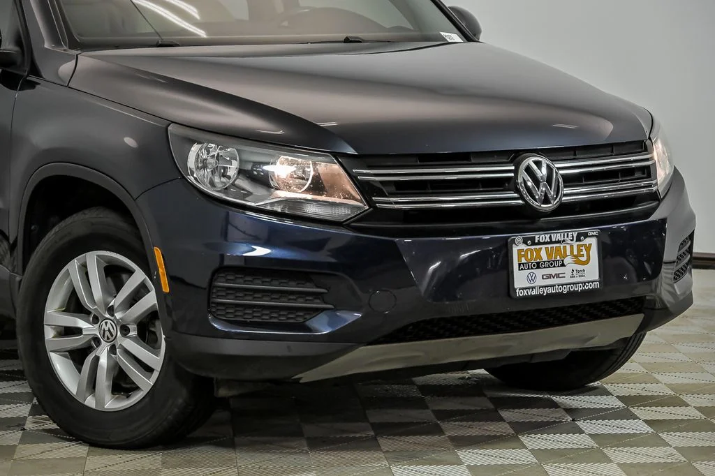 Used 2016 Volkswagen Tiguan S with VIN WVGAV7AX6GW612149 for sale in St. Charles, IL